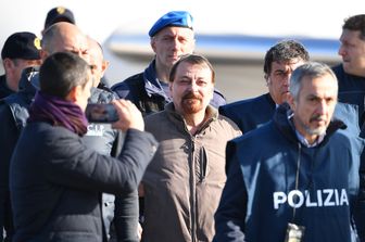 &nbsp;Cesare Battisti all'arrivo a Ciampino