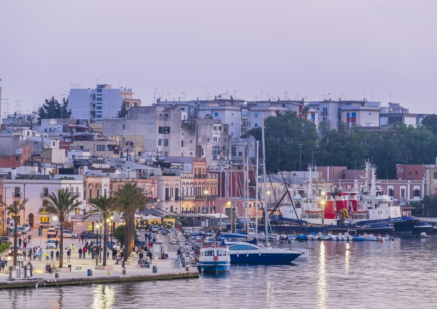 &nbsp;&nbsp;Brindisi, una vista del porto e della citt&agrave; vecchia&nbsp;