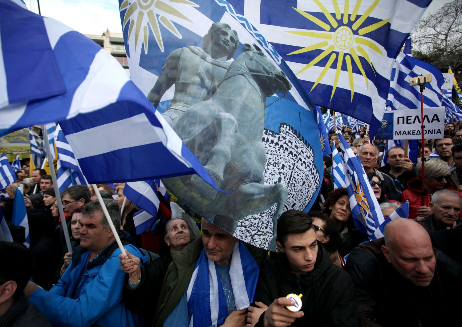 Manifestazione a piazza Syntagma contro l'accordo con la Macedonia