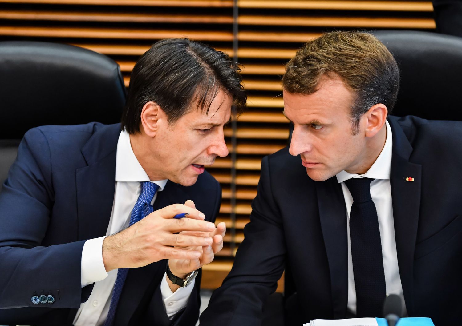 &nbsp;&nbsp;Giuseppe Conte e Emmanuel Macron&nbsp;