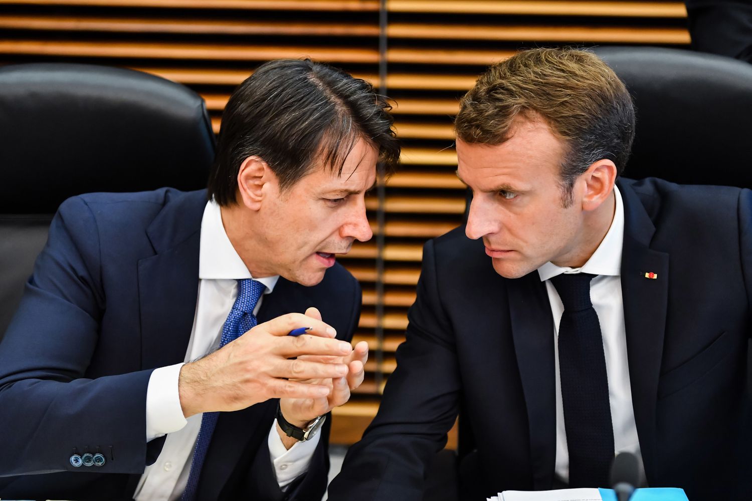 &nbsp;&nbsp;Giuseppe Conte e Emmanuel Macron&nbsp;