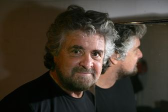 &nbsp;&nbsp;Beppe Grillo