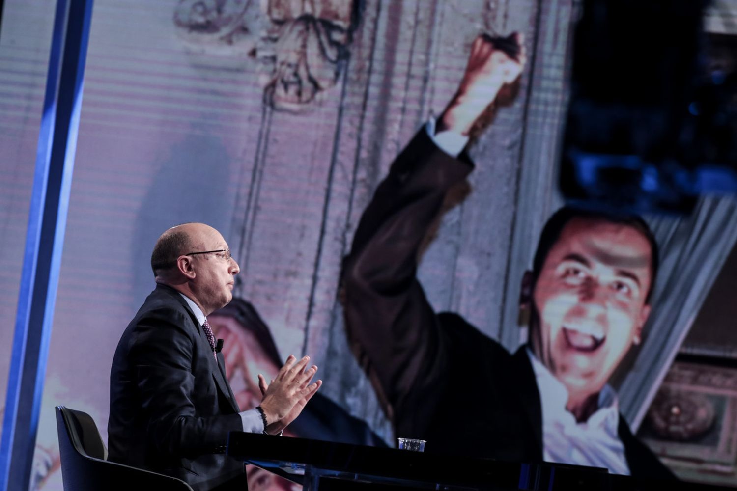 &nbsp;&nbsp;Vincenzo Boccia, presidente di Confindustria, sullo schermo dietro di lui il vicepremier Luigi Di Maio&nbsp;