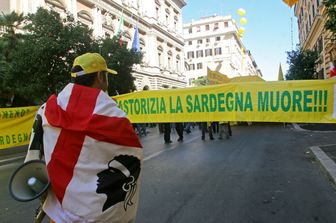 Roma, manifestazione dei pastori sardi davanti al ministero delle politiche agricole e forestali 29/09/2010&nbsp;