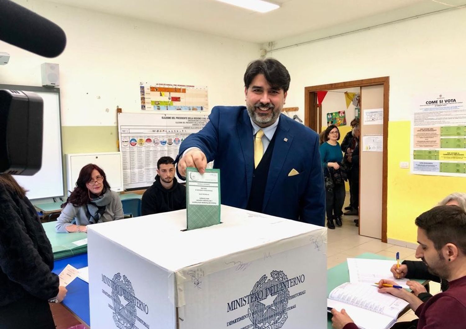 Sardegna: candidato centrodestra Solinas al voto