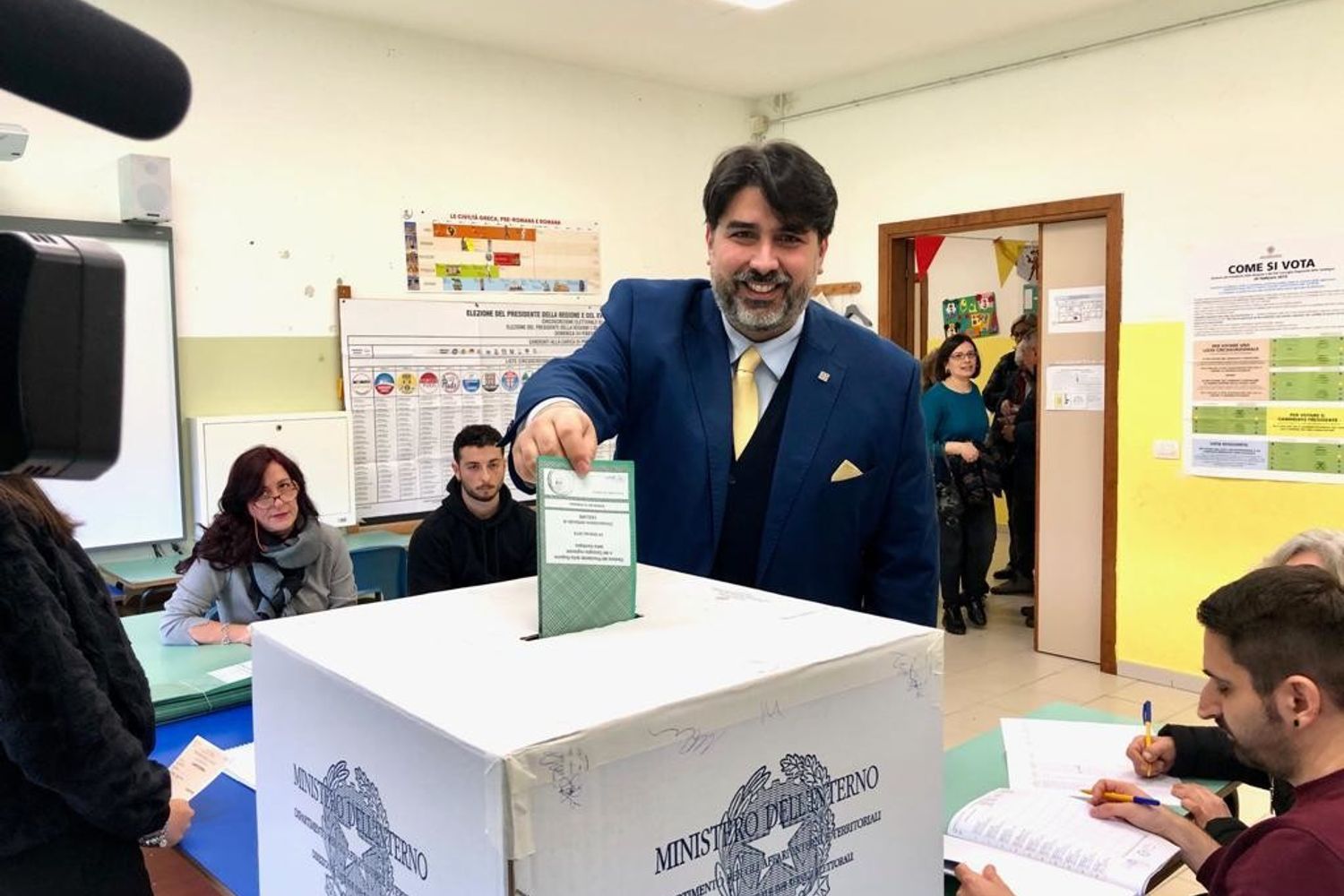 Sardegna: candidato centrodestra Solinas al voto