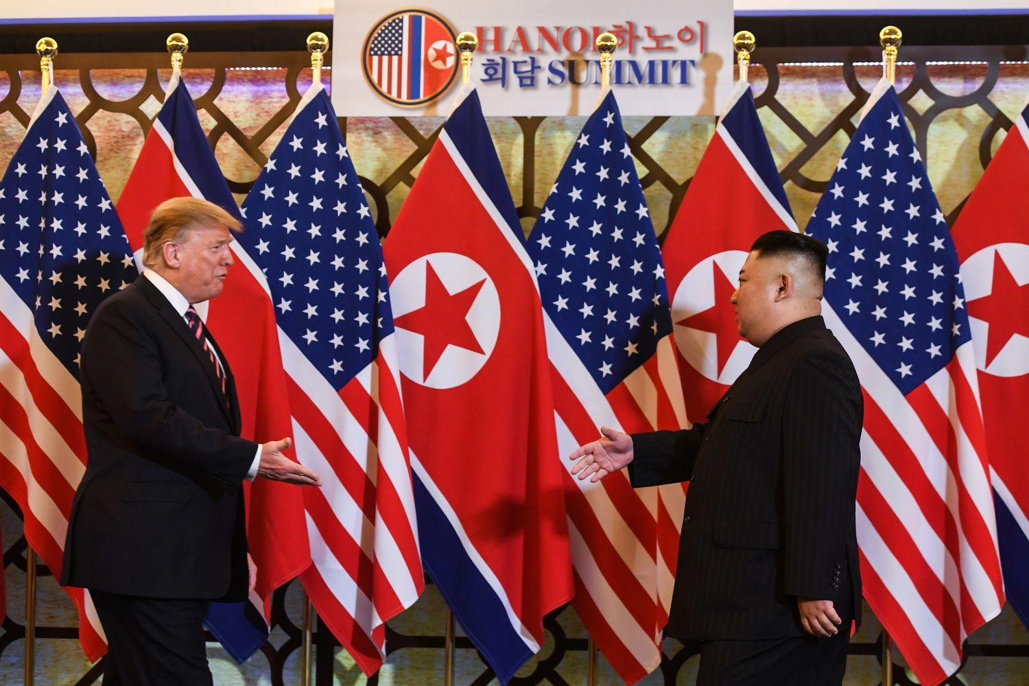 l vertice tra Donald Trump e Nord Kim Jong-un d Hanoi il 27 febbraio 2019 &nbsp;