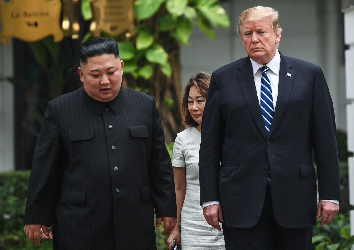 Kim Jong-un e Donald Trump dopo il vertice di Hanoi