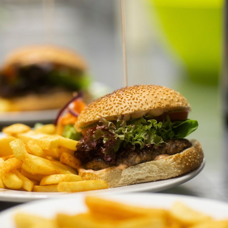 hamburger, patatine (AFP)