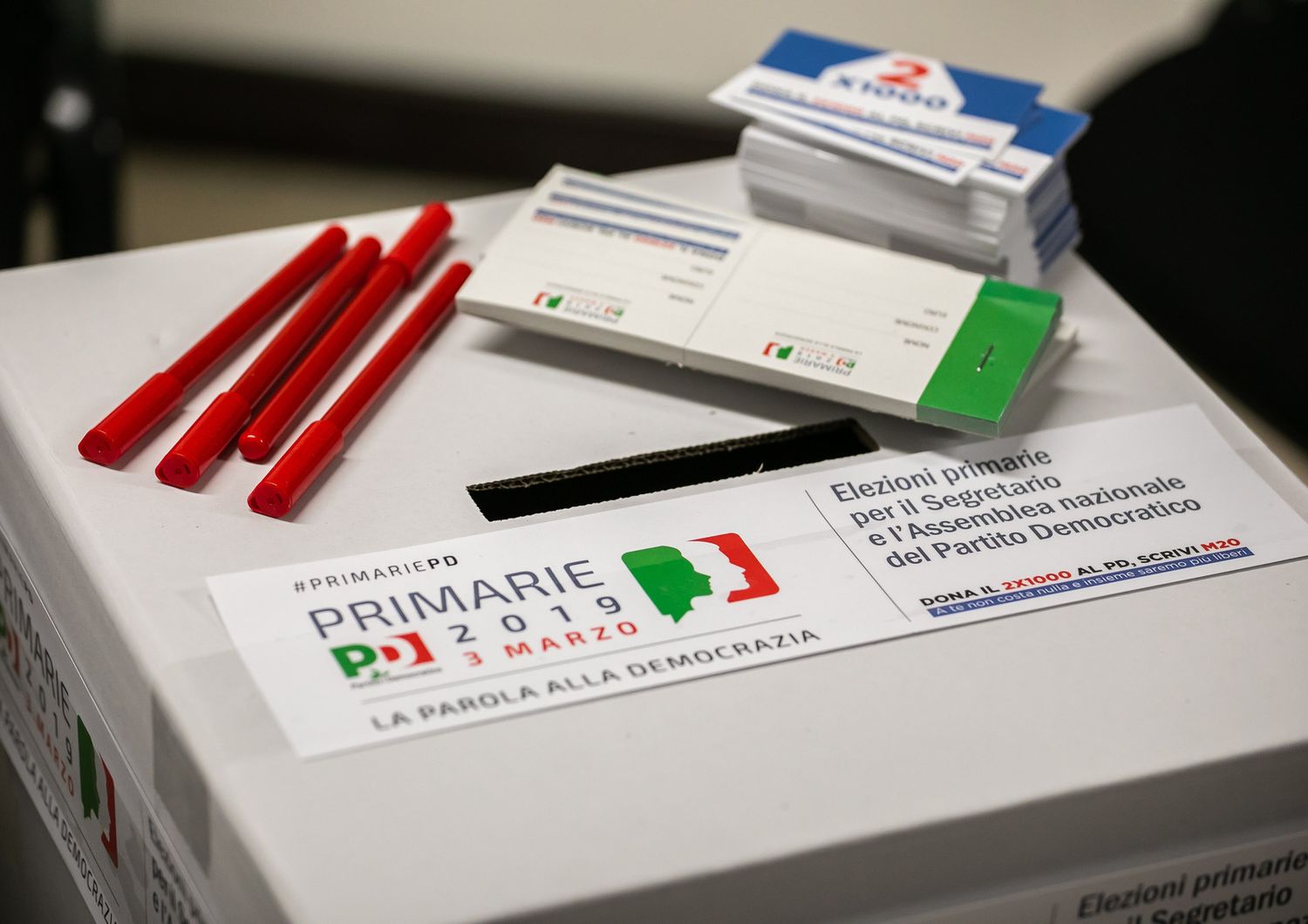 Materiale elettorale per le primarie del Pd