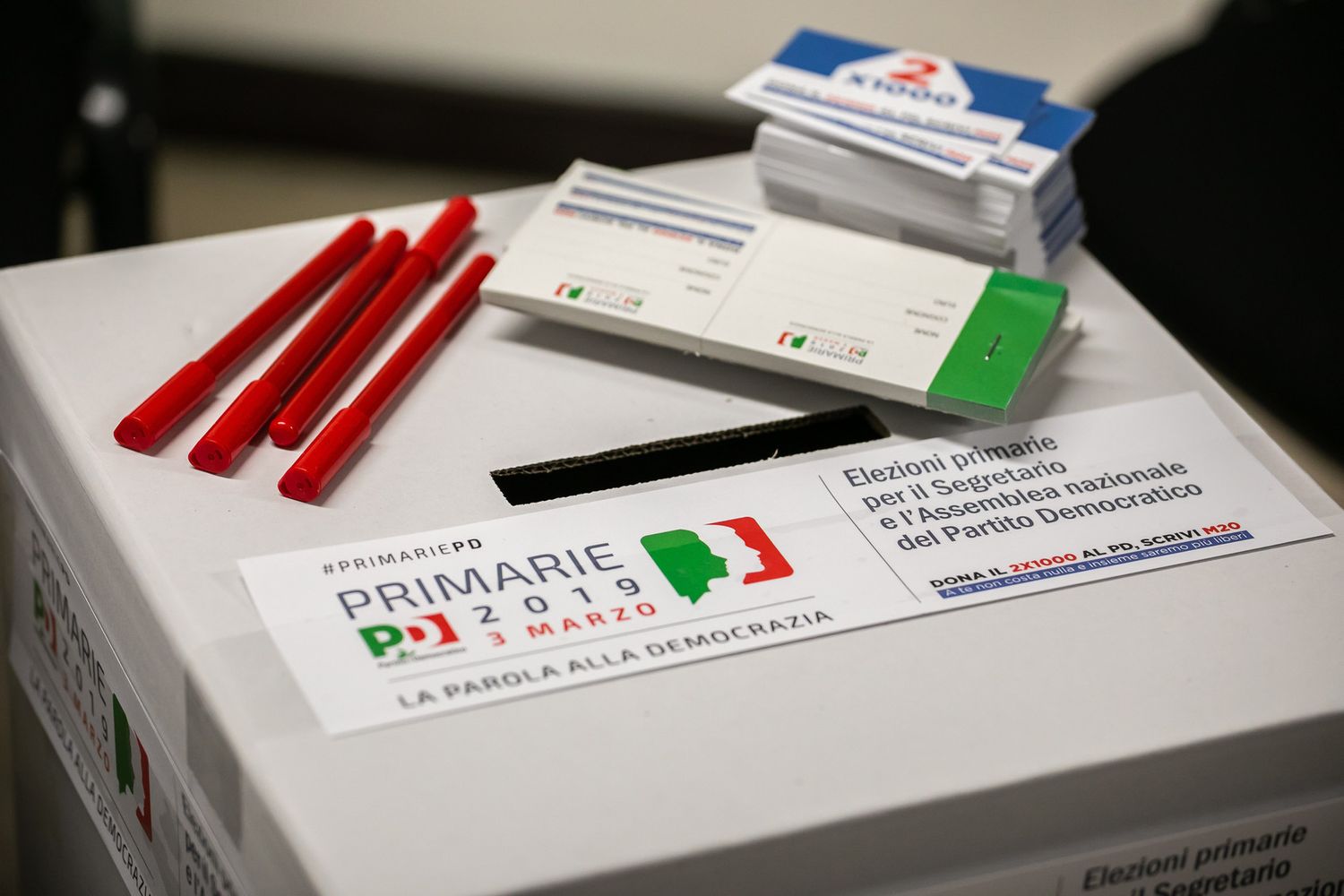 Materiale elettorale per le primarie del Pd