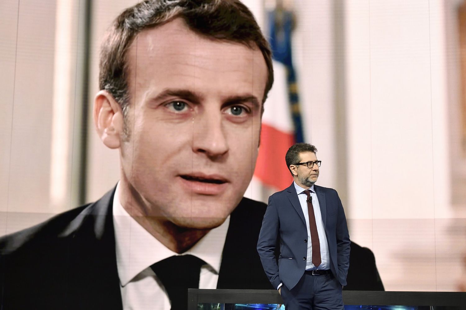 Emmanuel Macron intervistato da Fabio Fazio a Che tempo che fa&nbsp;