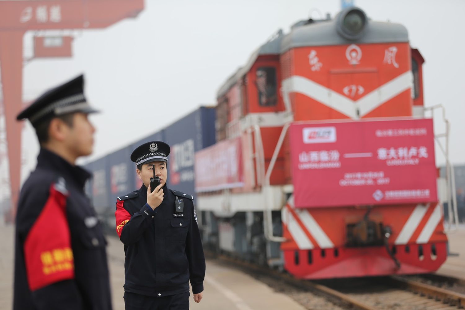 Via della Seta, un treno che collega Linfen all'Italia