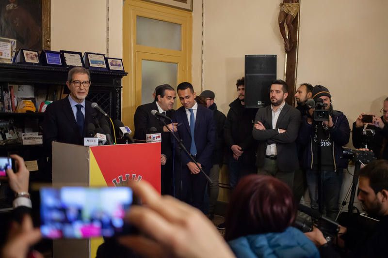 Luigi Di Maio incontra i lavoratori Blutec a Termini Imerese