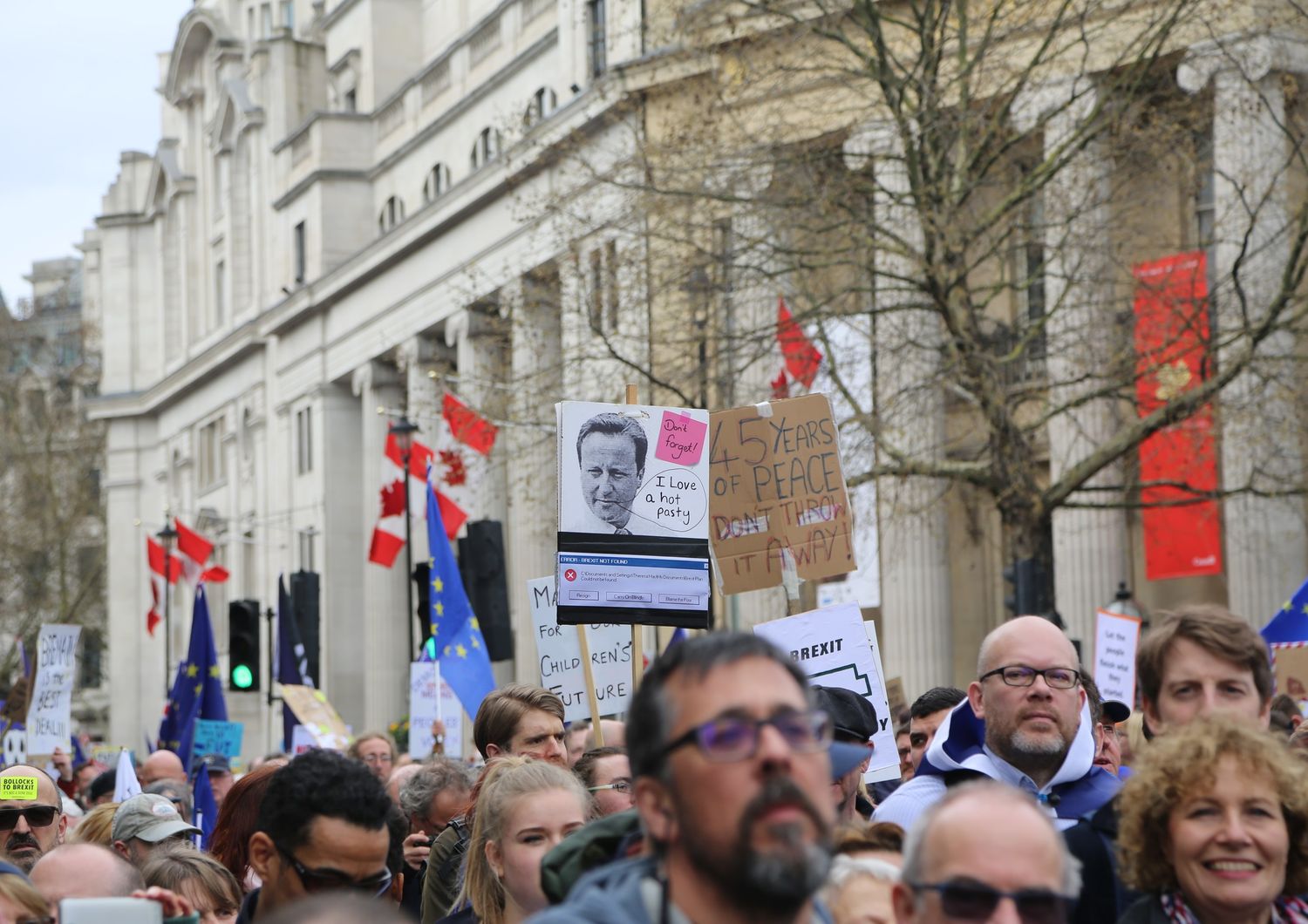 Brexit, manifestazione a Londra per rimanere nella Ue (23 marzo 2019)