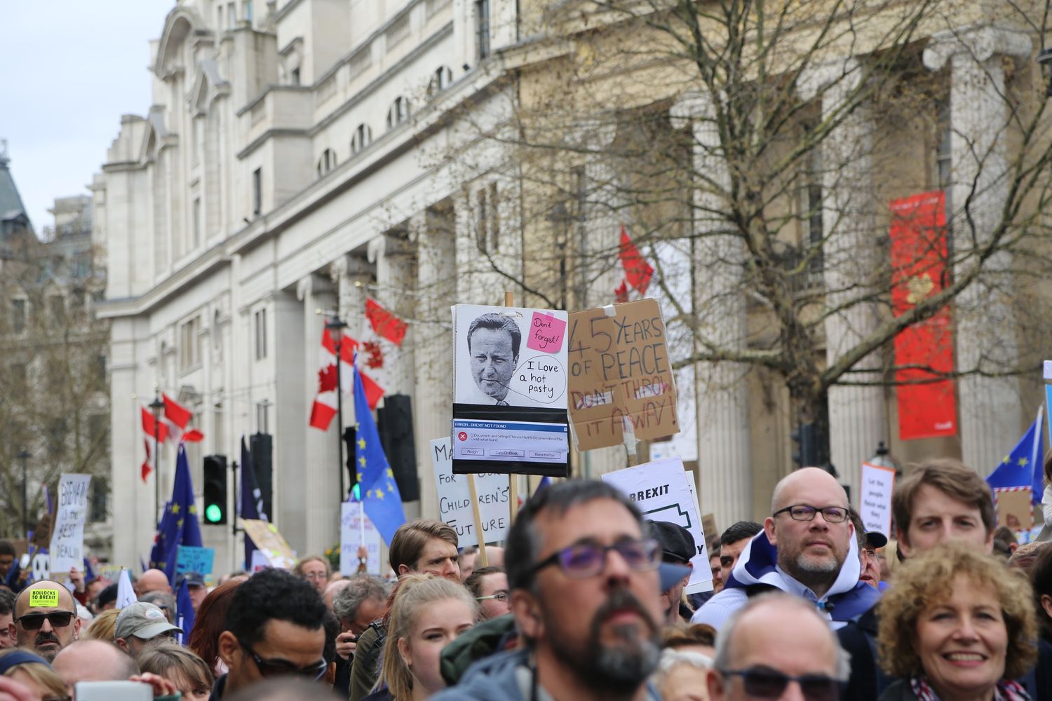 Brexit, manifestazione a Londra per rimanere nella Ue (23 marzo 2019)