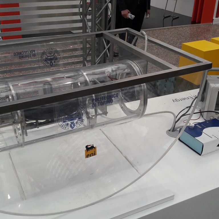 Il modello del convertitore Iswec (le dimensioni reali sono: lunghezza 10 m, larghezza 5 m, altezza 2,9 m)