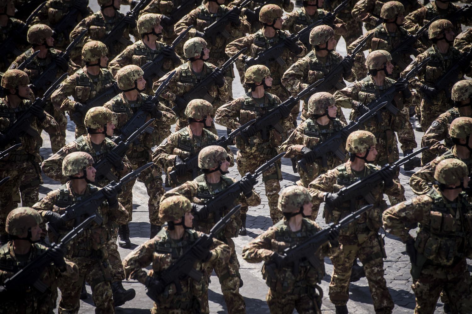 esercito italiano soldati