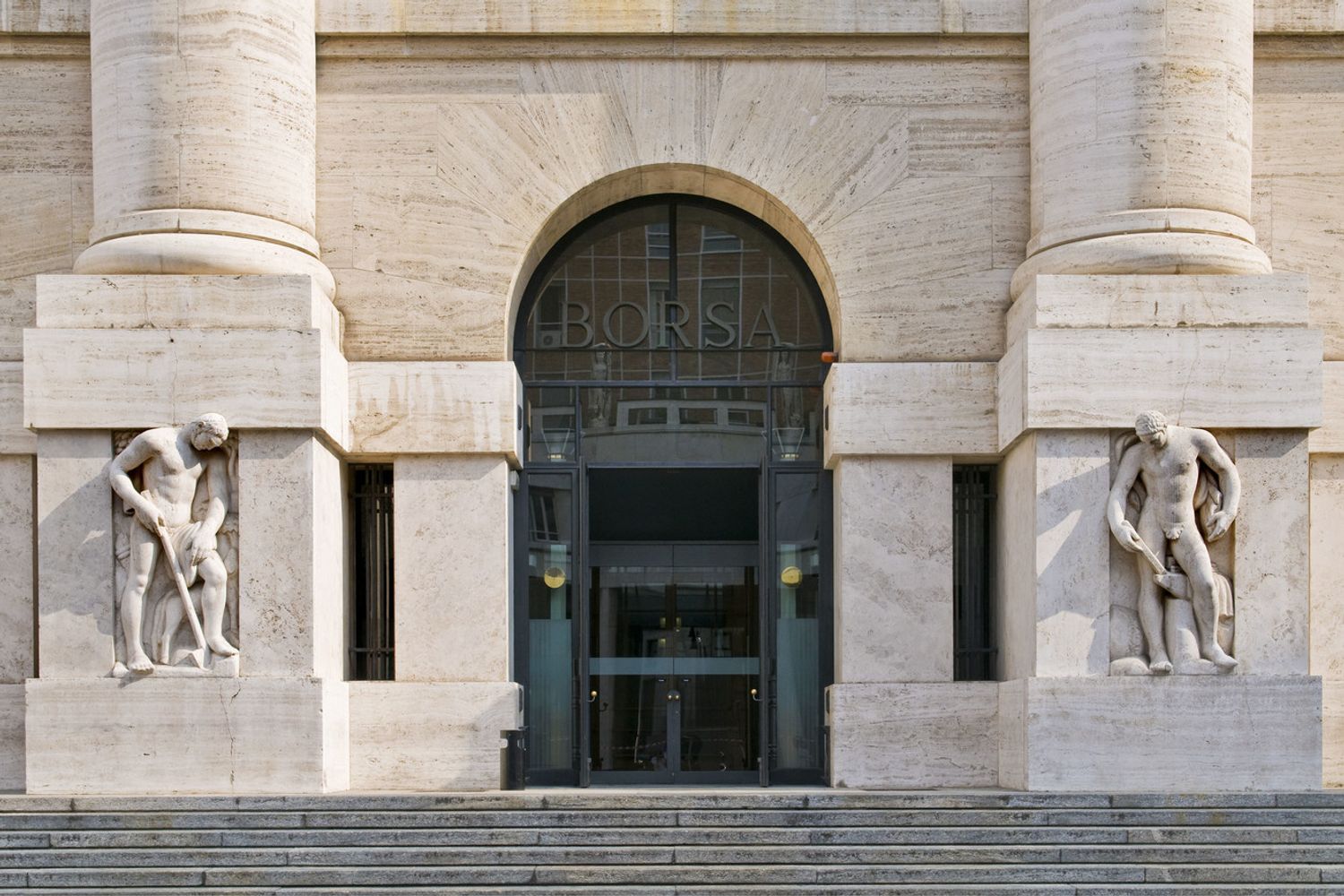 Borsa, Piazza Affari