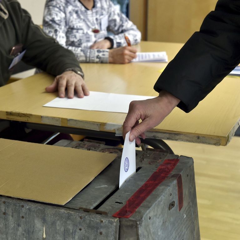 Voto in Finlandia, un'urna elettorale