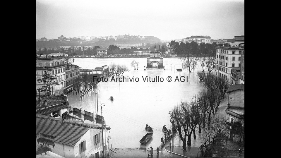 Alluvione Ponte Milvio (1937)