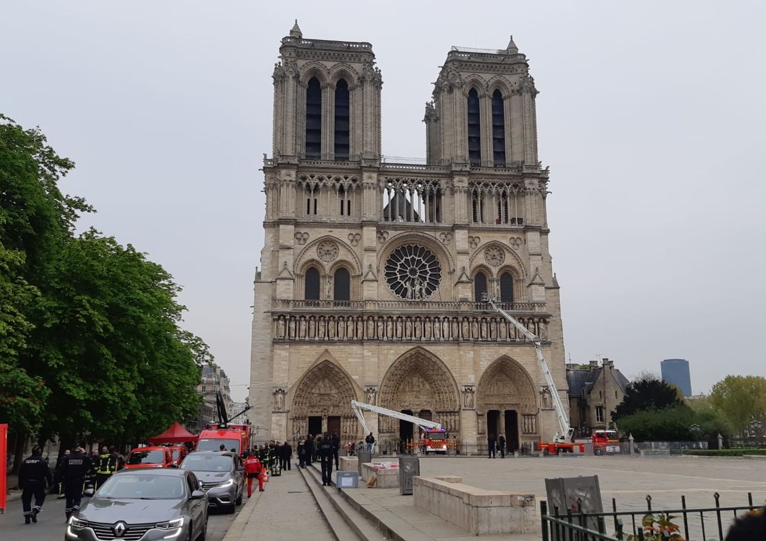 Notre Dame dopo che l'incendio &egrave; stato spento