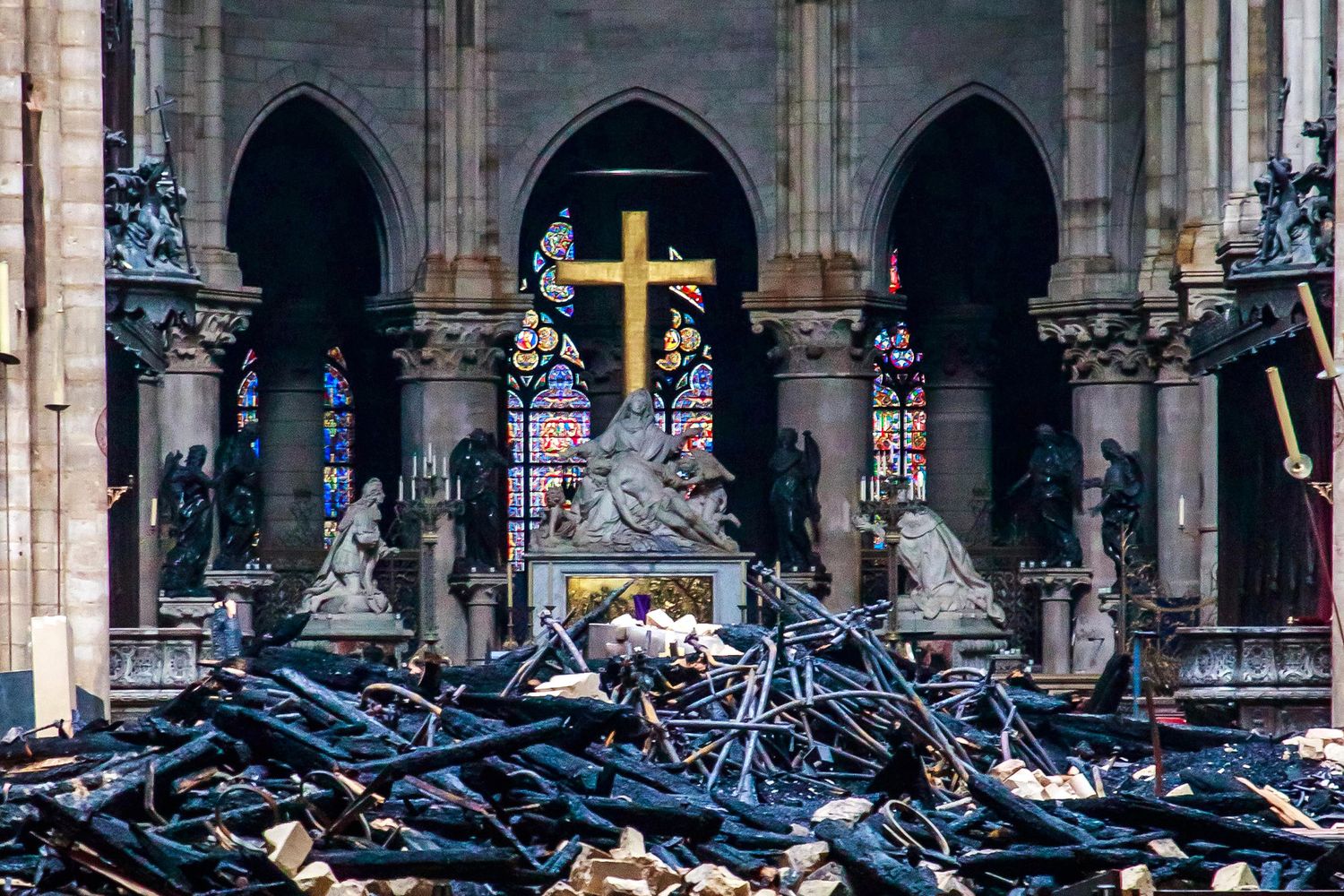 Notre Dame dopo l'incendio