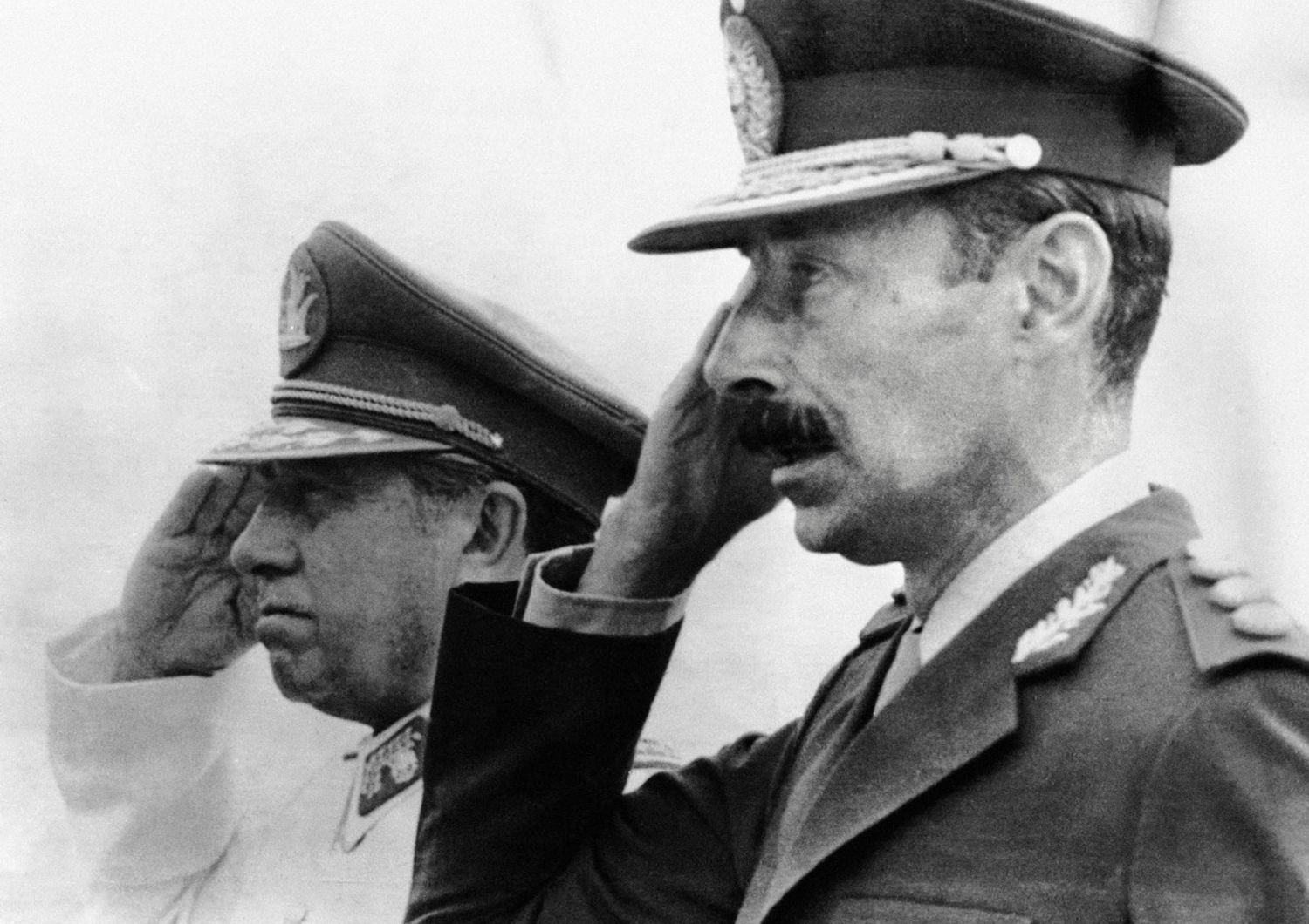 &nbsp;I dittatori di Cile, Augusto Pinochet, e Argentina, Jorge Rafael Videla (Str/AFP)