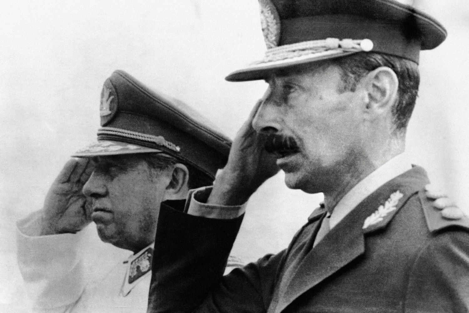 &nbsp;I dittatori di Cile, Augusto Pinochet, e Argentina, Jorge Rafael Videla (Str/AFP)