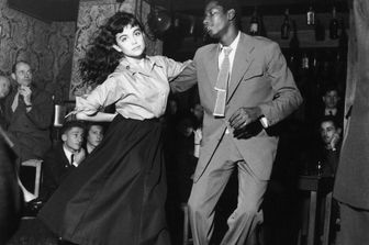 Be-bop en cave, 1951 Atelier Robert Doisneau