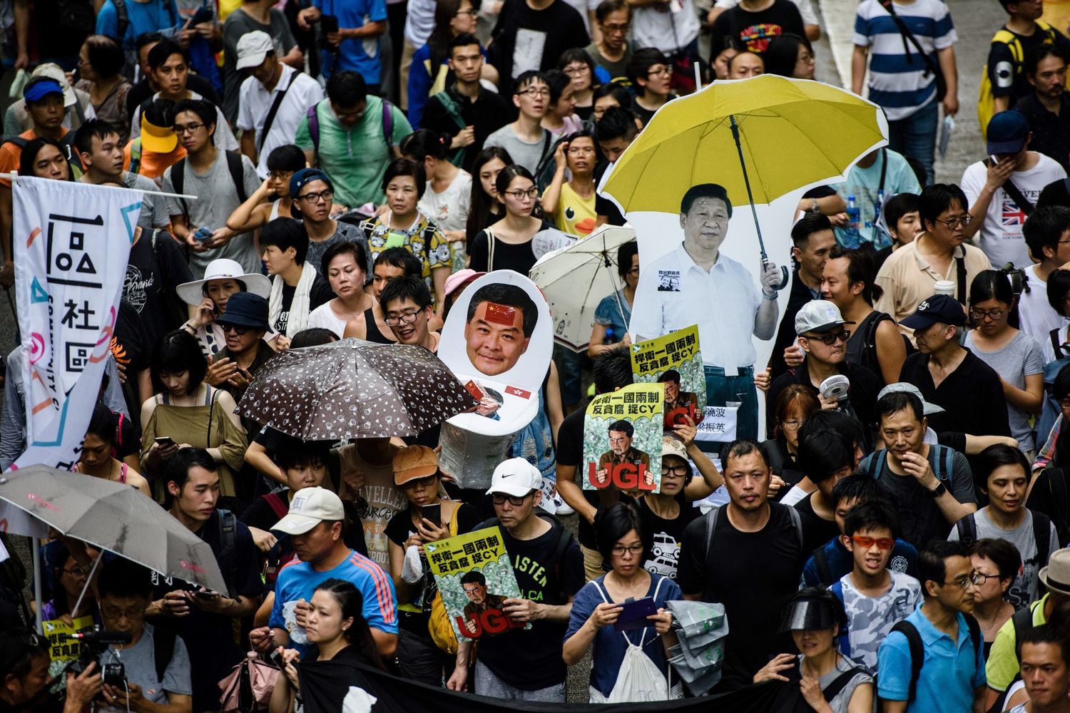 Hong Kong, le proteste degli ombrelli gialli nel 2017