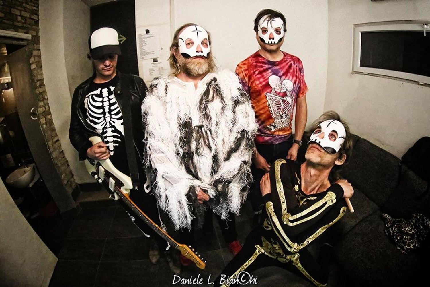 Tre allegri ragazzi morti