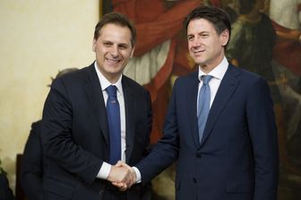 Siri e Conte