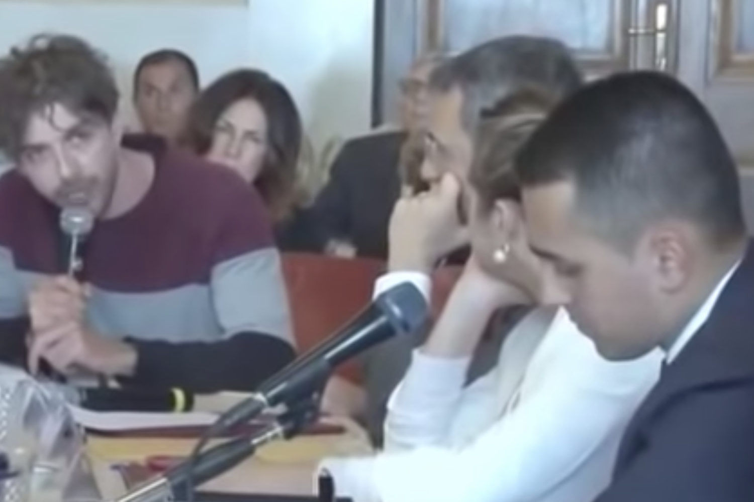 Michele Riondino a colloquio con Luigi Di Maio, il 24 aprile 2019 a Taranto&nbsp;