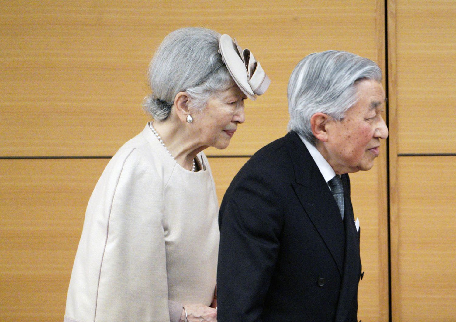 L'imperatore Akihito e la principessa Michiko