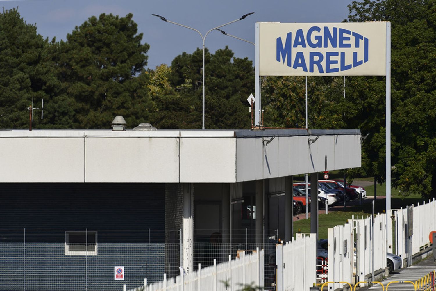 Lo stabilimento della Magneti Marelli