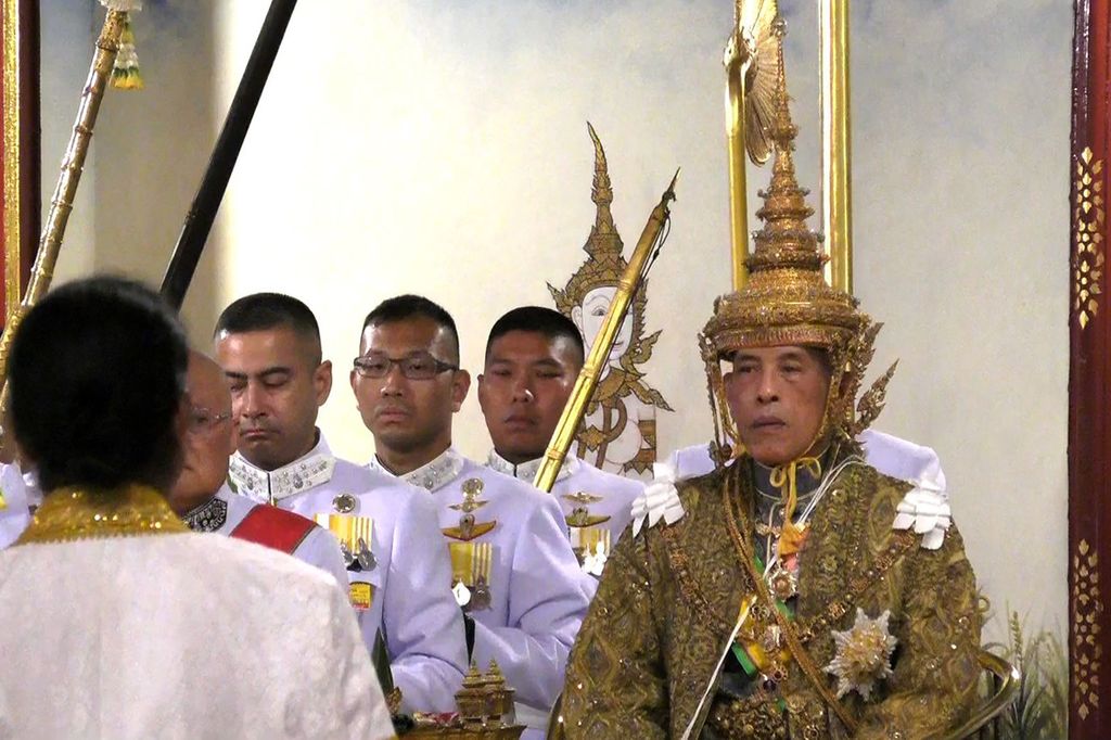 Thailandia, l'incoronazione di Rama X