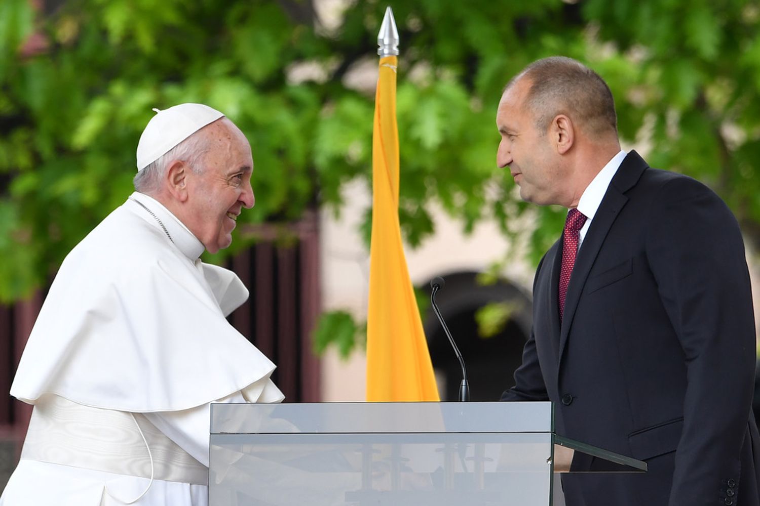 Papa Francesco con il presidente bulgaro Rumen Radev