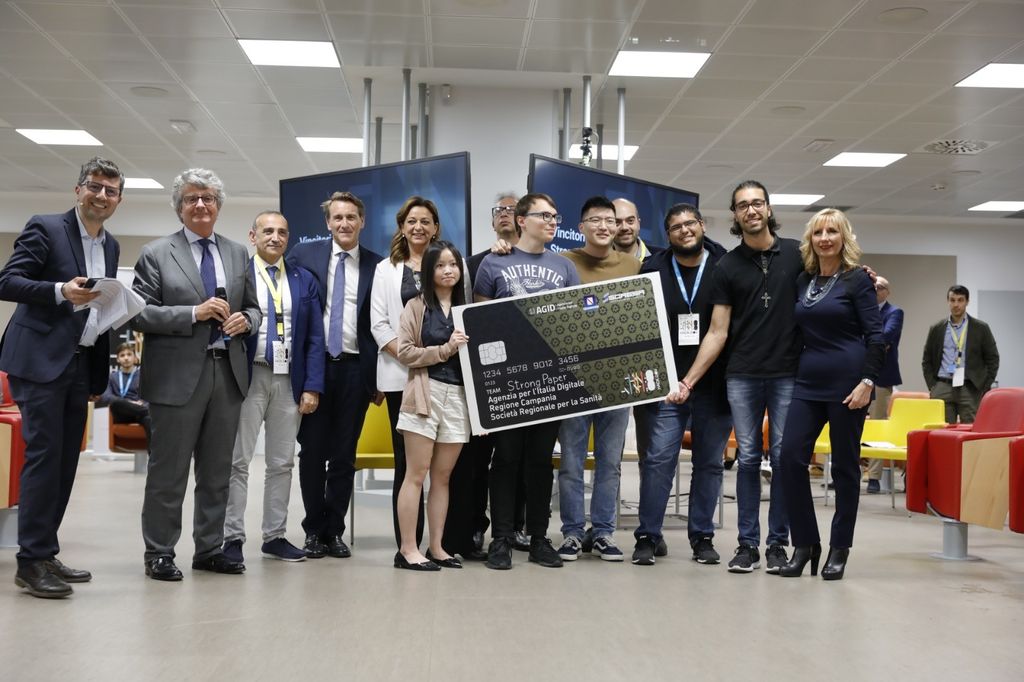 Strong Papers, il gruppo che si &egrave; aggiudicato la sezione di HackGov dedicata all'Open Procurement e lanciata da SORESA, AGiD e Regione Campania