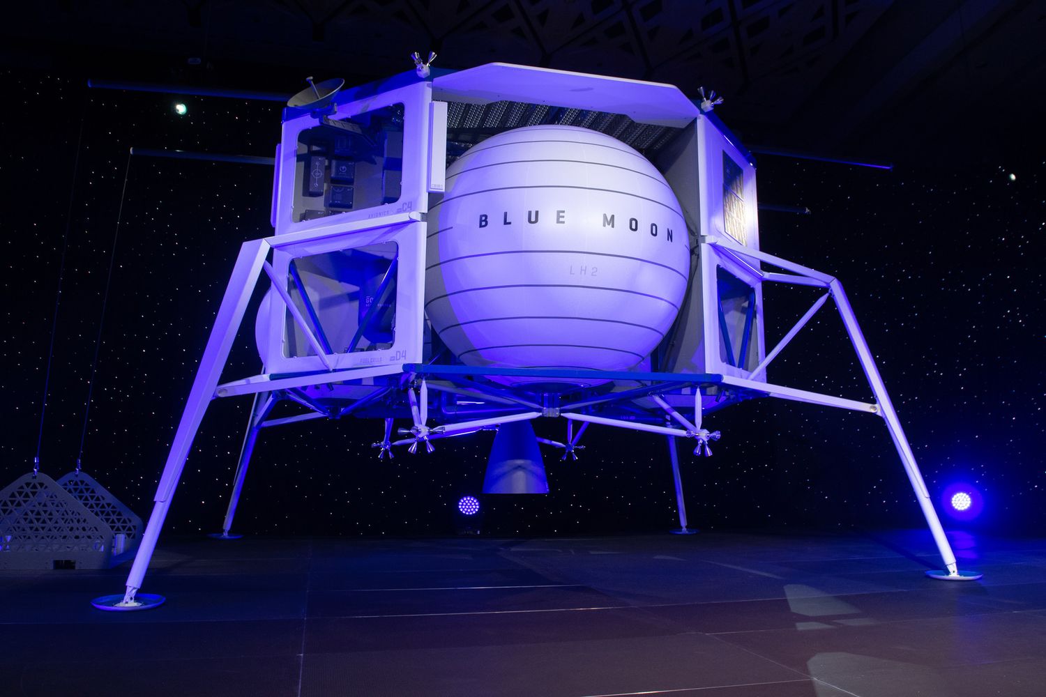 Il veicolo lunare Blue Moon di Jeff Bezos