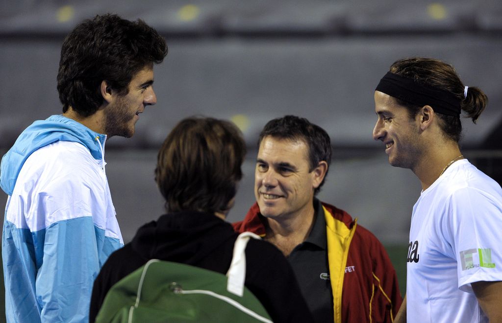 Jos&egrave; Perlas tra Del Potro, Ferrer (di spalle) e Lopez in una foto di qualche anno fa