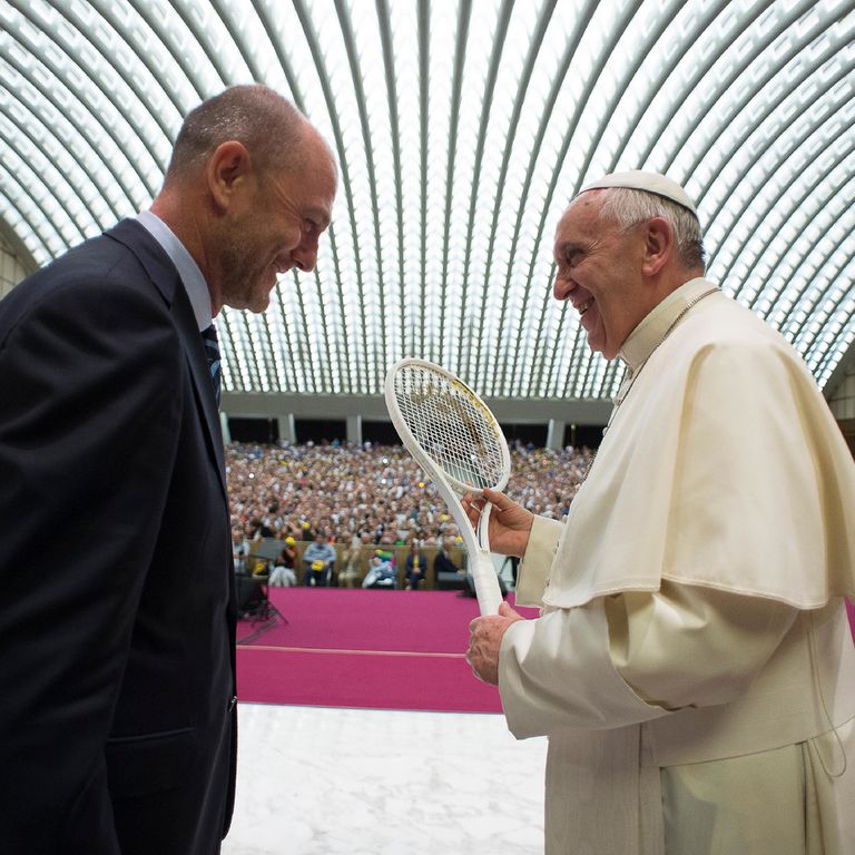 Angelo Binaghi con Papa Francesco in Vaticano