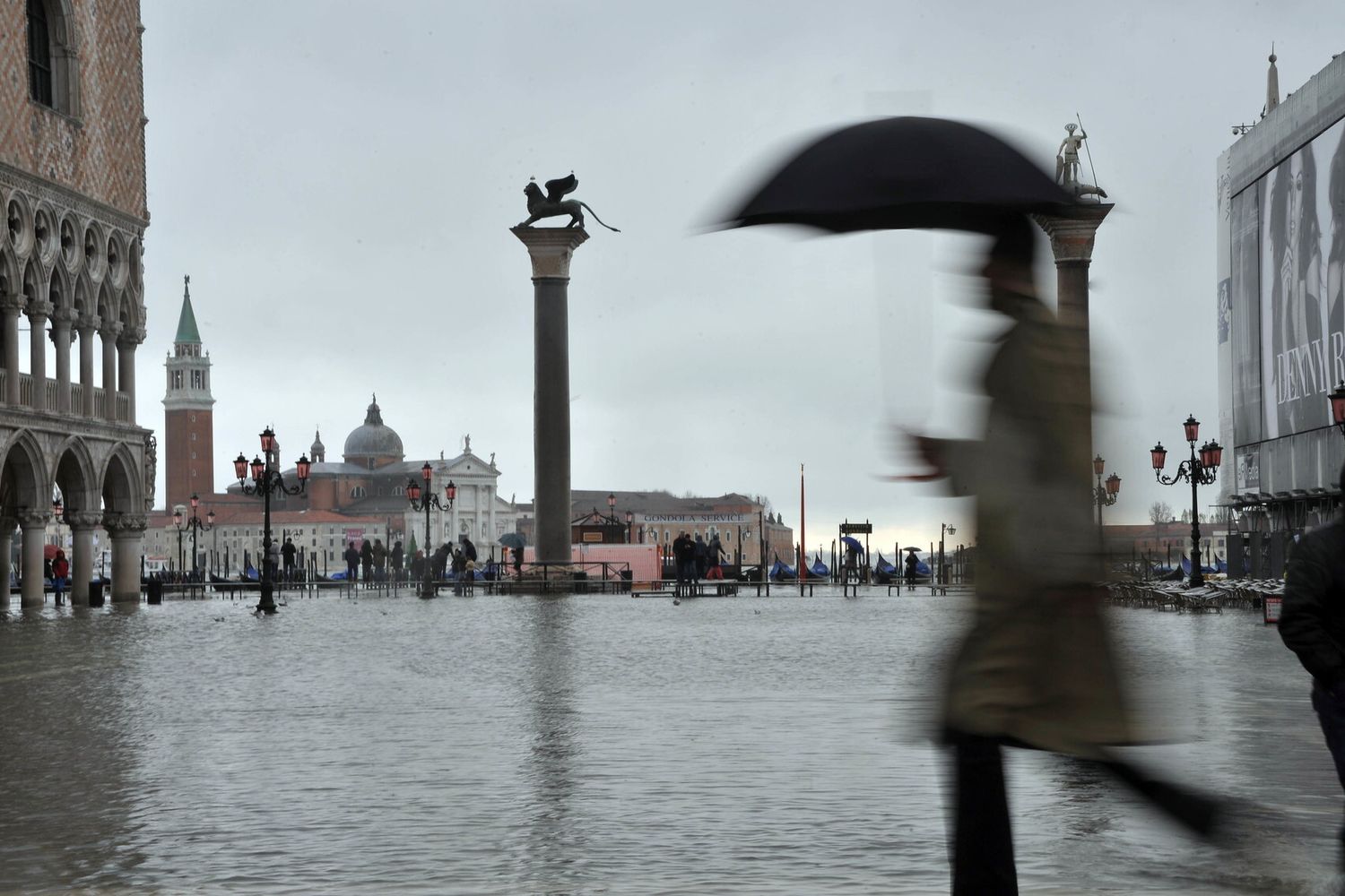 Venezia sotto la pioggia