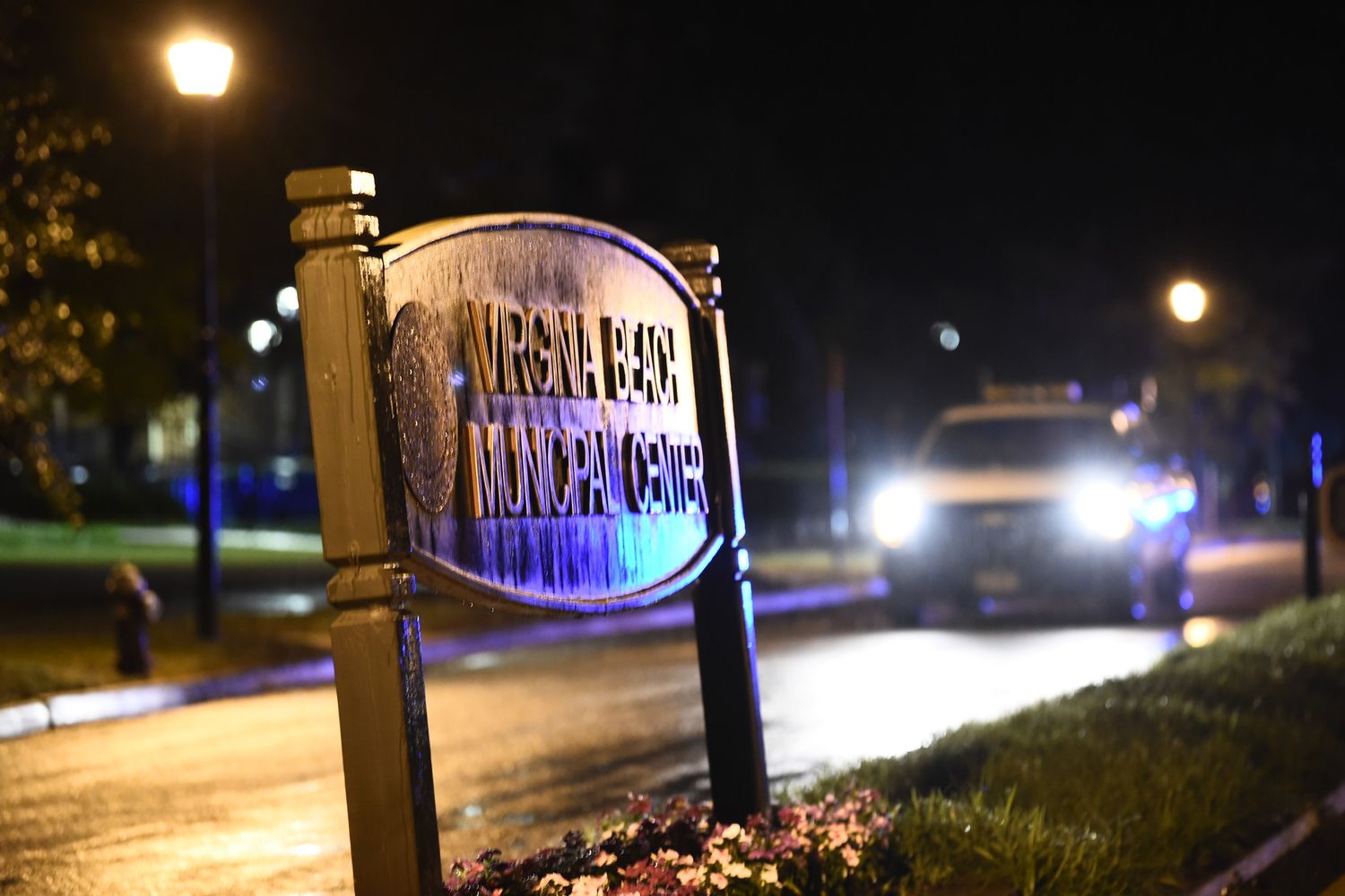 La sparatoria ha avuto luogo negli uffici comunali di Virginia Beach