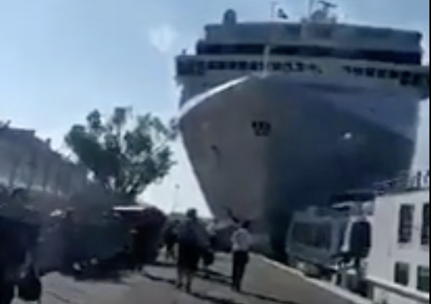 La nave da crociera Opera ha speronato un battello a Venezia&nbsp;