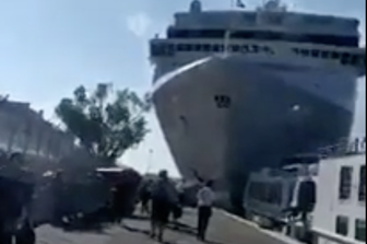 La nave da crociera Opera ha speronato un battello a Venezia&nbsp;