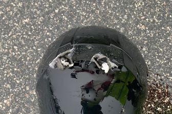 casco moto colpito da fulmine