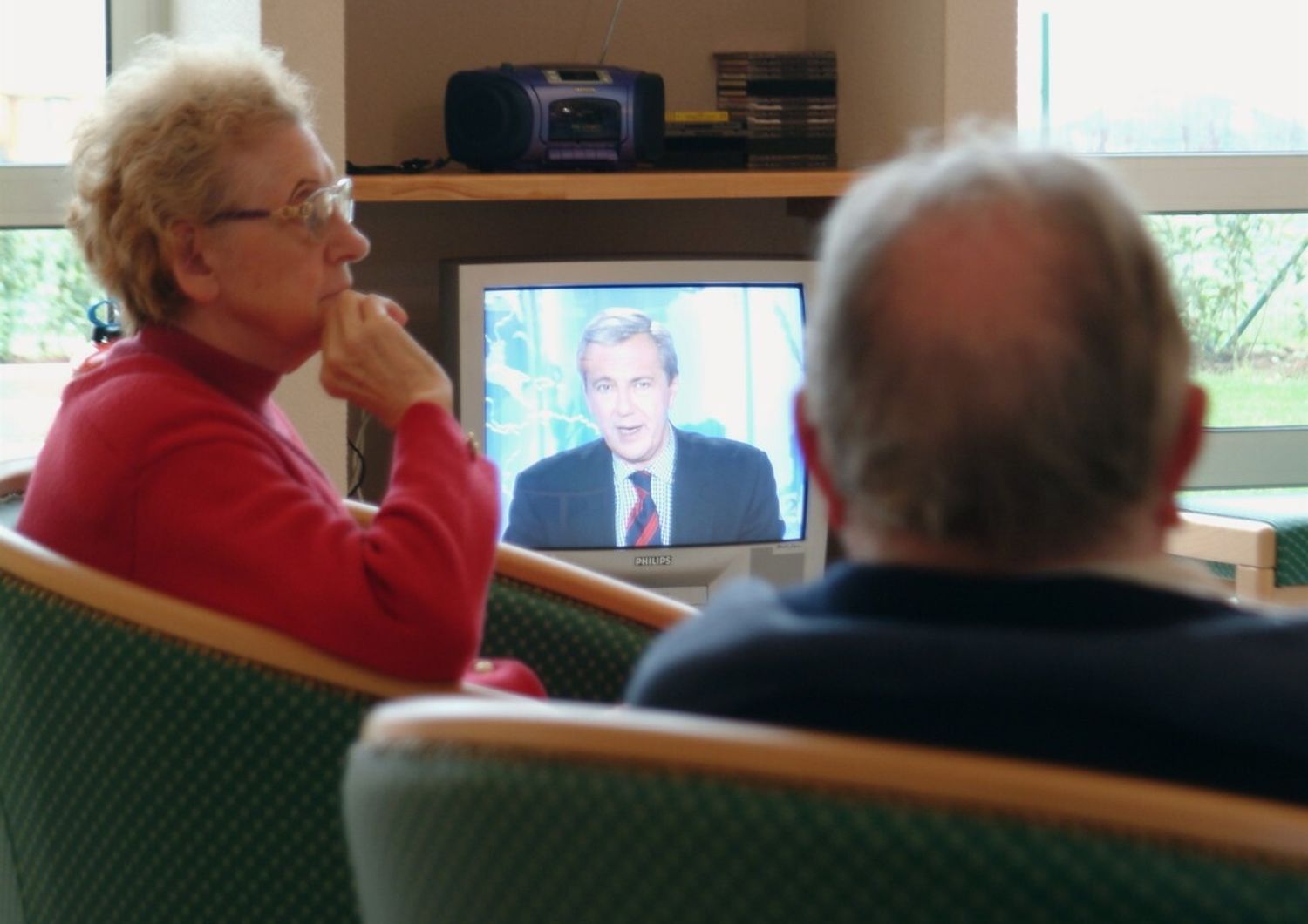 anziani pensionati televisione