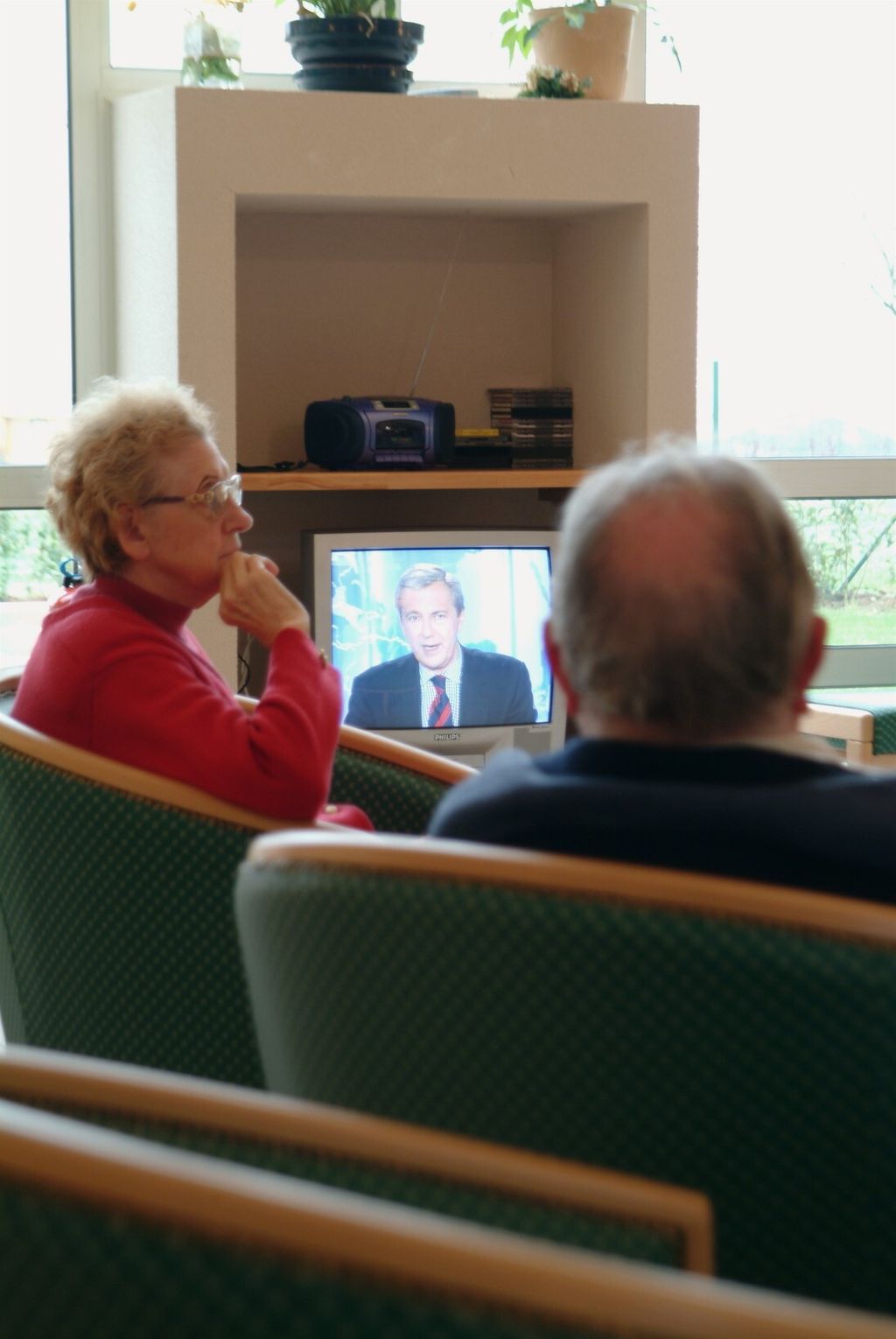 anziani pensionati televisione