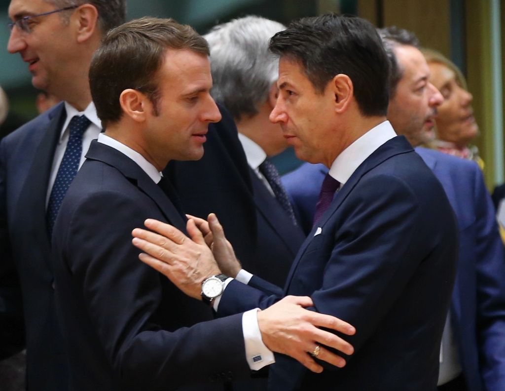 Emmanuel Macron e Giuseppe Conte